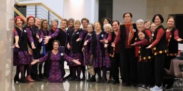 TAKSAV'dan İzmir Köy Tiyatroları'na Özel Ödül