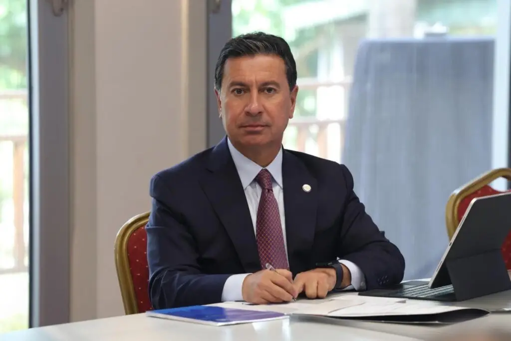 Buyuksehir039den Tip 1 Diyabet Hastalarina Yardim Eli