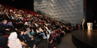 Kadin Meclisi039nde Secim Coskusu