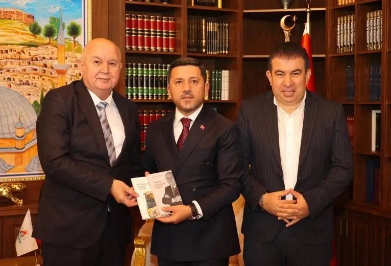 Kocaeliden Nevsehir Belediye Baskani Rasim Ariya Tebrik Ziyareti