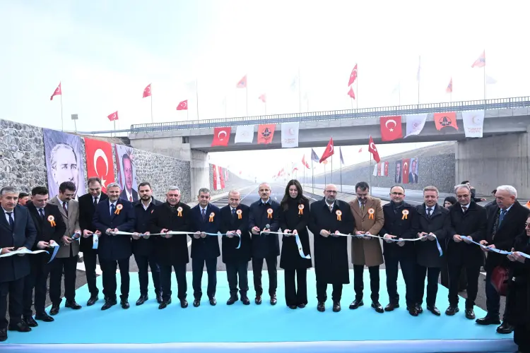 Elazığ-Harput arası 8 dakikaya düştü