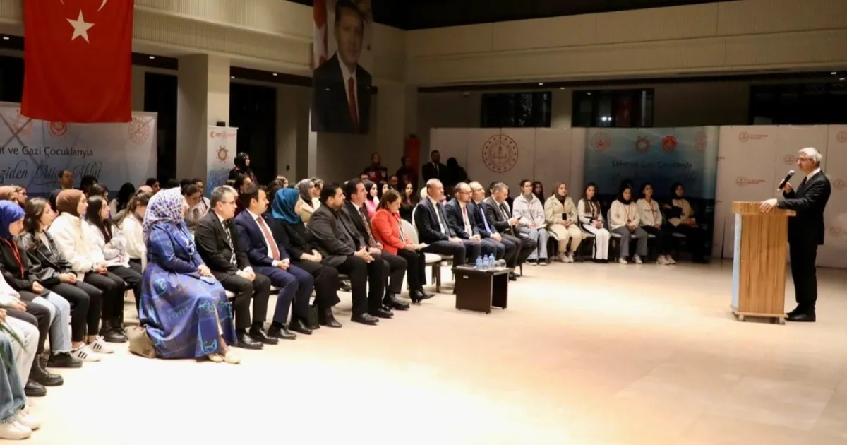 'Maziden Atiye Ahlat'ta şehit ve gazi çocuklarıyla buluşuldu güncel haberi