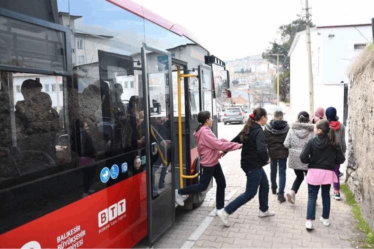 Balıkesir Büyükşehir öğrenciler için seferber oldu güncel haberi