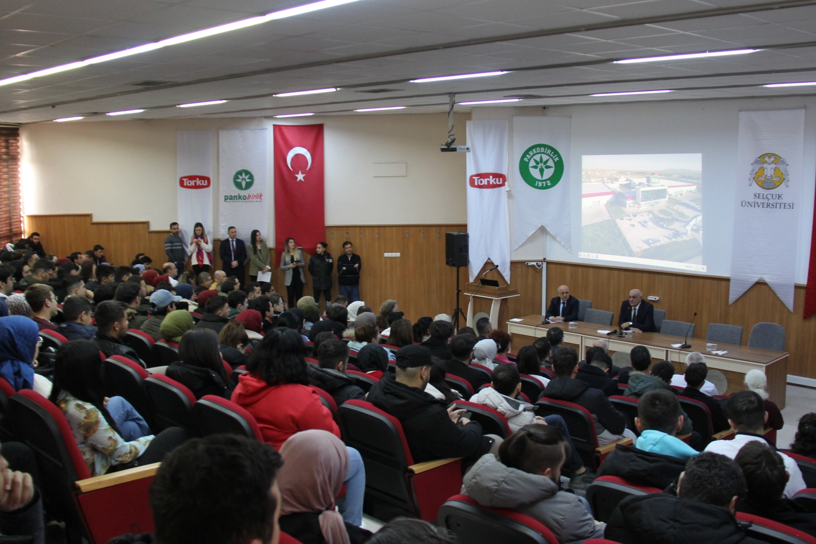 Başkan Erkoyuncu Selçuk Üniversitesi'nde öğrencilerle buluştu güncel haberi