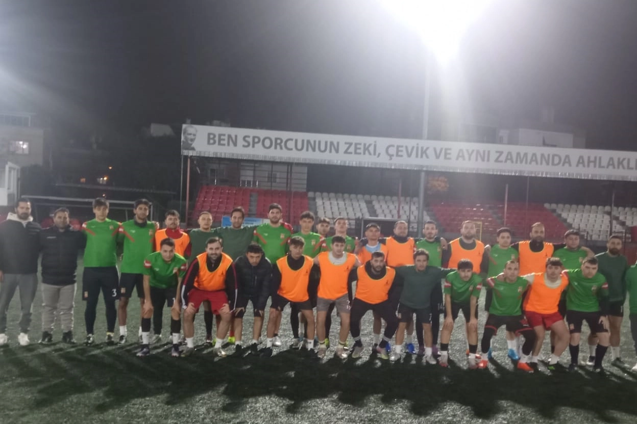Bostanlıspor futbolda farklı: 7-2 güncel haberi