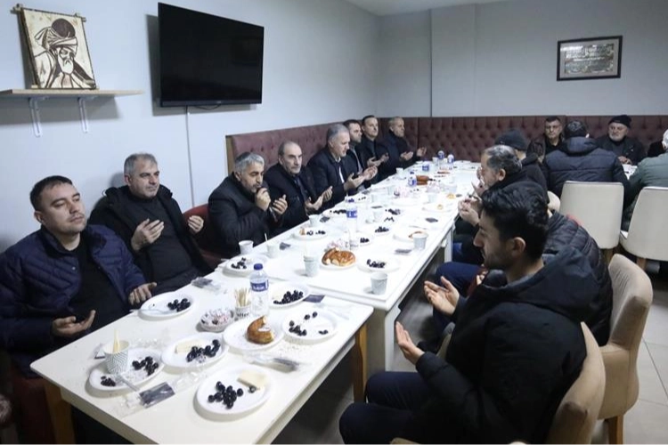 Bursa İnegöl'de 'Bereket Sofrası' bu hafta Emir Sultan'da kuruldu güncel haberi