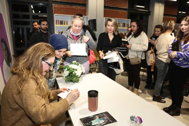Bursa Nilüfer’de Tematik Buluşmalar’da Şamanizm ve şifacılık konuşuldu güncel haberi
