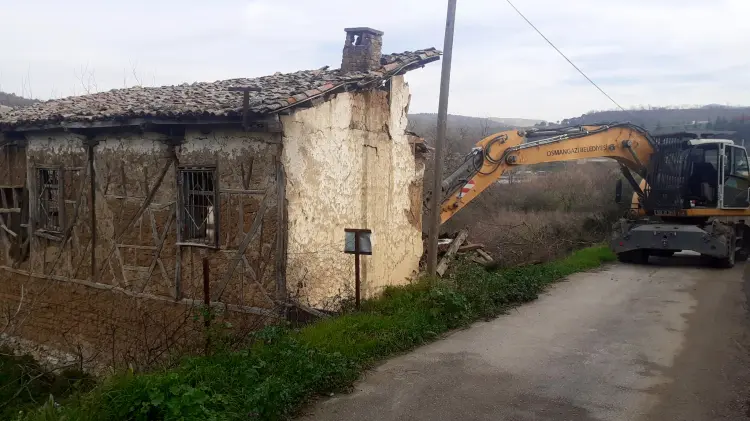 Bursa Osmangazi'de metruklara yıkım güncel haberi