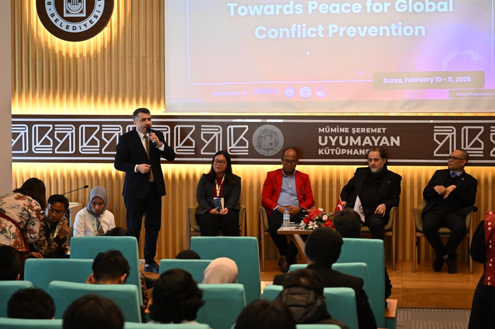 Bursa Yıldırım'da Uluslararası öğrenci sempozyumu güncel haberi