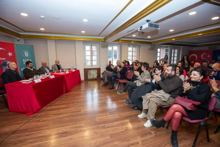 Bursa'da Nâzım'ı yazma serüvenlerini anlattılar güncel haberi