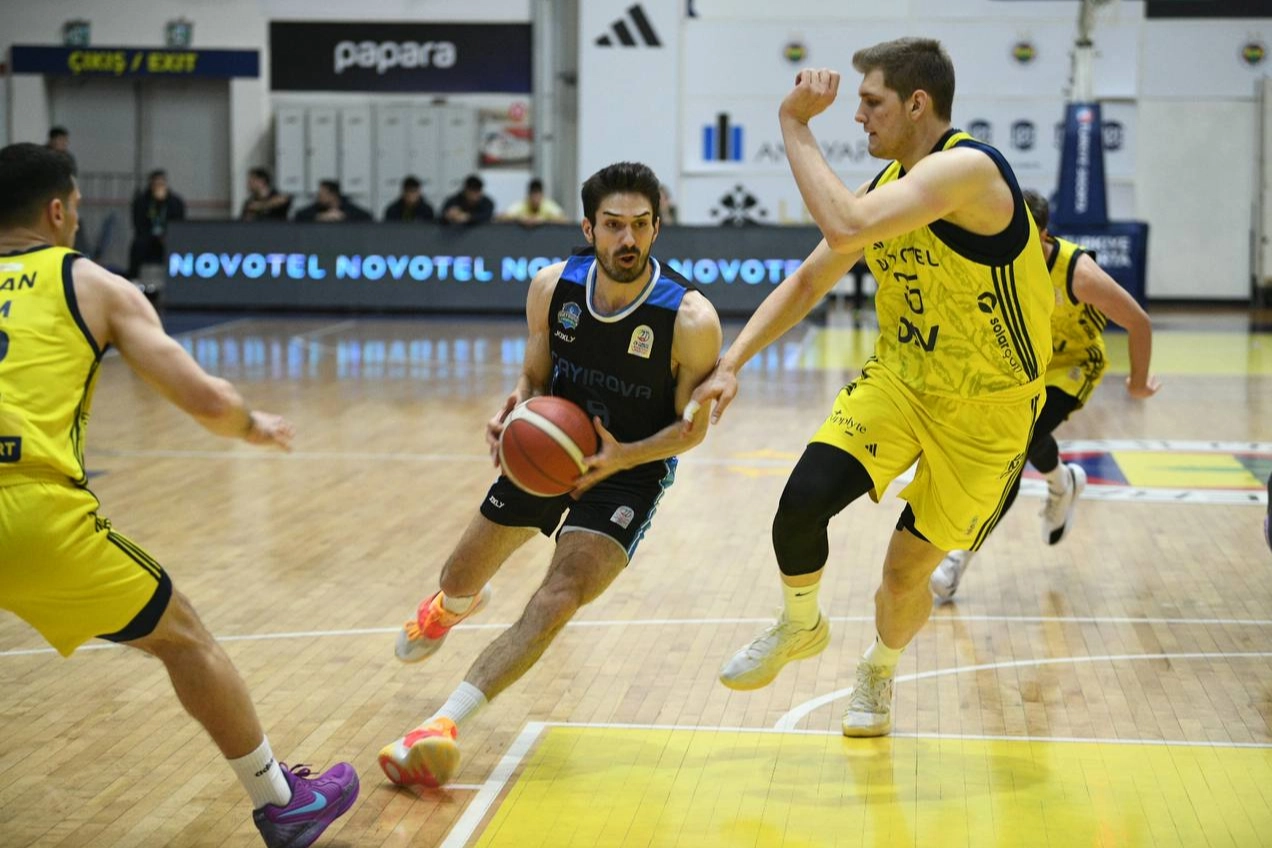 Çayırova, Fenerbahçe Koleji’ni yendi güncel haberi