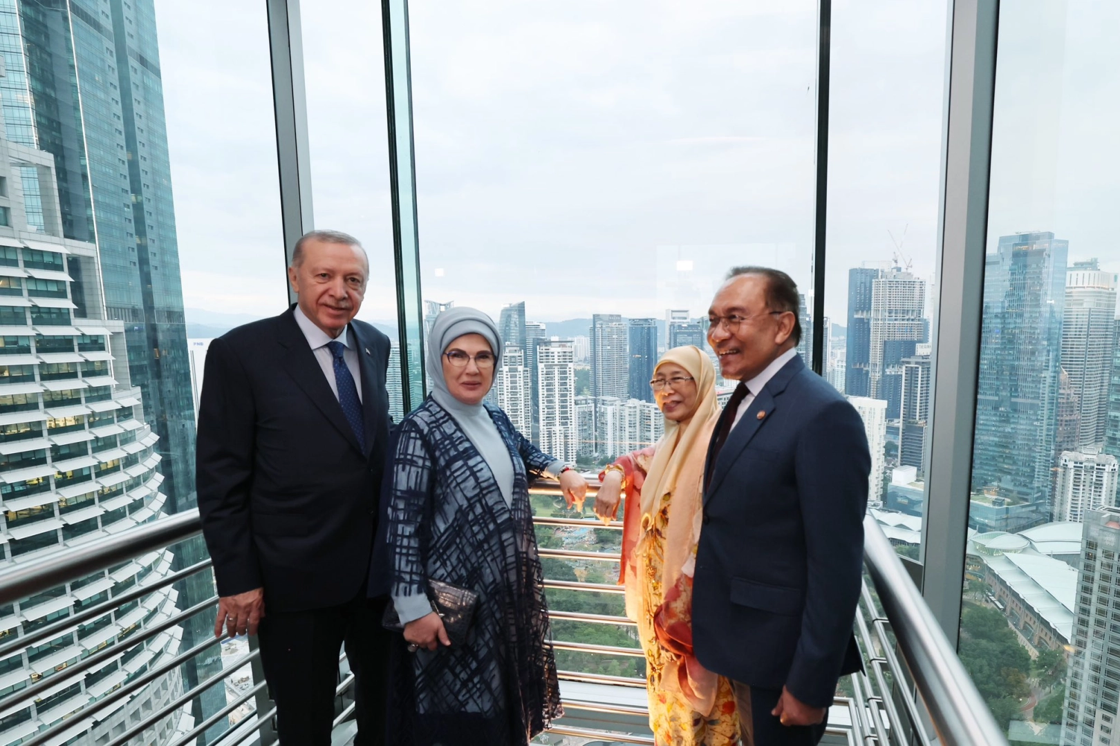 Cumhurbaşkanı Erdoğan'dan ikiz kulelere ziyaret güncel haberi