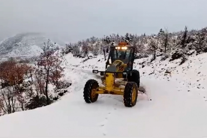 DBB kardan kapanan 129 kilometrelik yolu ulaşıma açtı güncel haberi