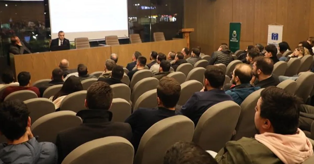 Depremde yıkılan binaların projeleri mühendislerle incelendi güncel haberi
