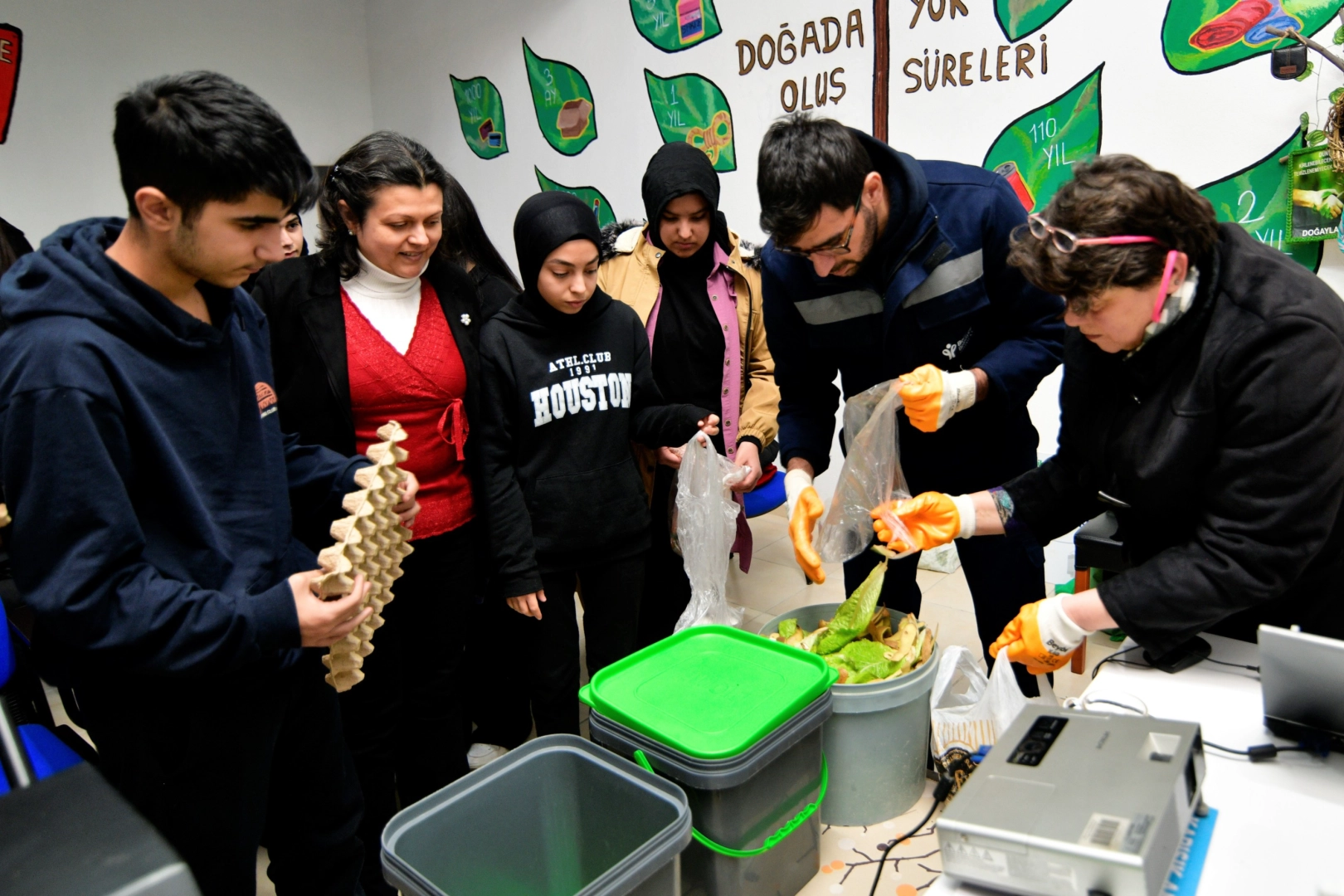 İzmir Bornova’da gençler için sürdürülebilir gelecek eğitimi güncel haberi