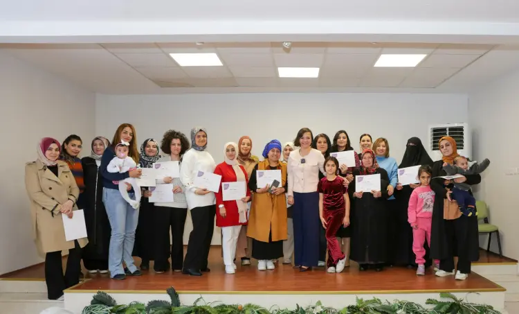 İzmir Karabağlar’da annelere farkındalık eğitimi güncel haberi