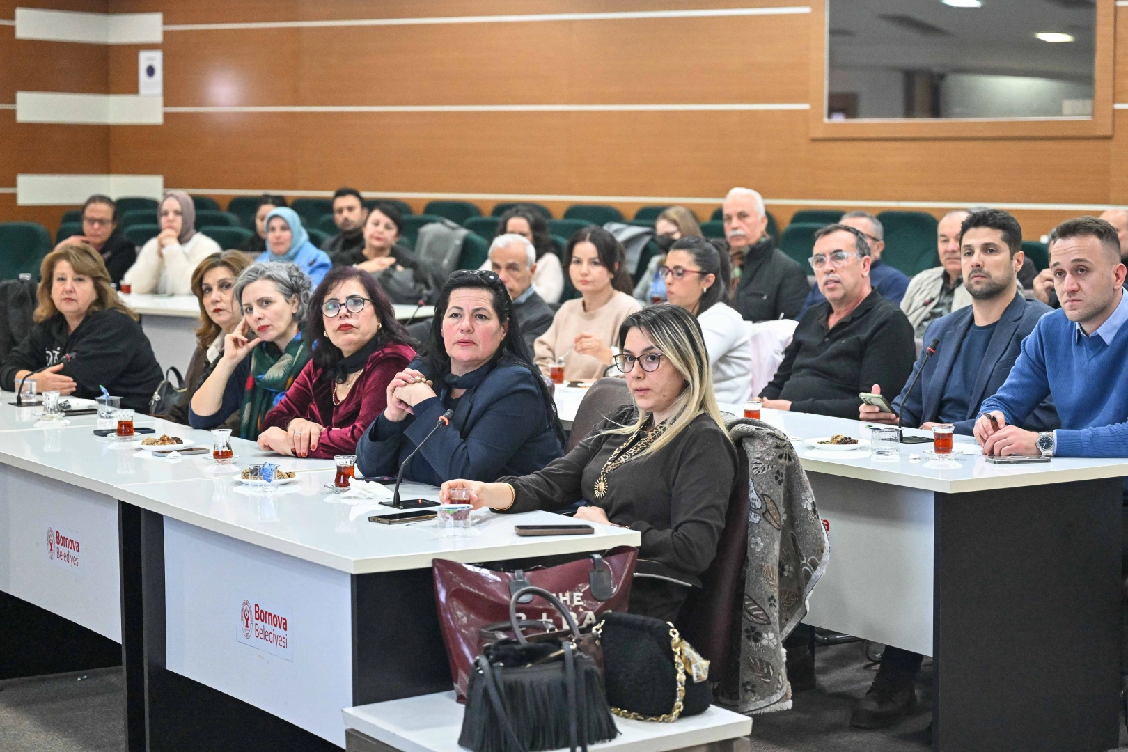 İzmir'de “Bornova ve Afetlere Karşı Mücadele Çalıştayı” düzenlendi güncel haberi