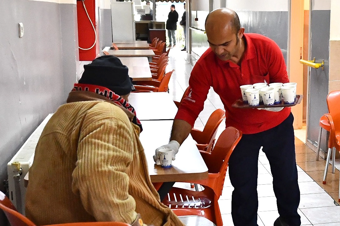 İzmir'de konuk evi’nin kapıları 24 saat açık! güncel haberi