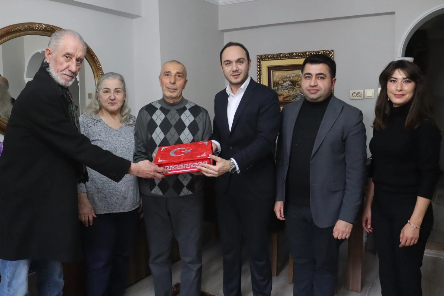 İzmit'te gaziler ve şehit ailelerine vefa ziyareti güncel haberi