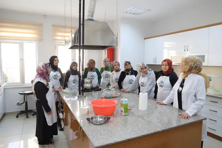 KOMEK yeni döneme 69 bin kursiyerle başladı güncel haberi