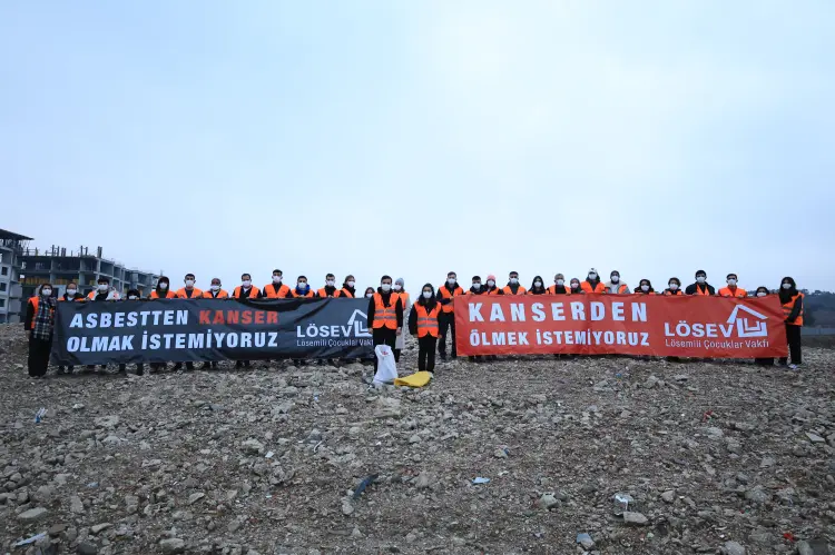 Kanseri yenen gençler depremi unutmadı güncel haberi