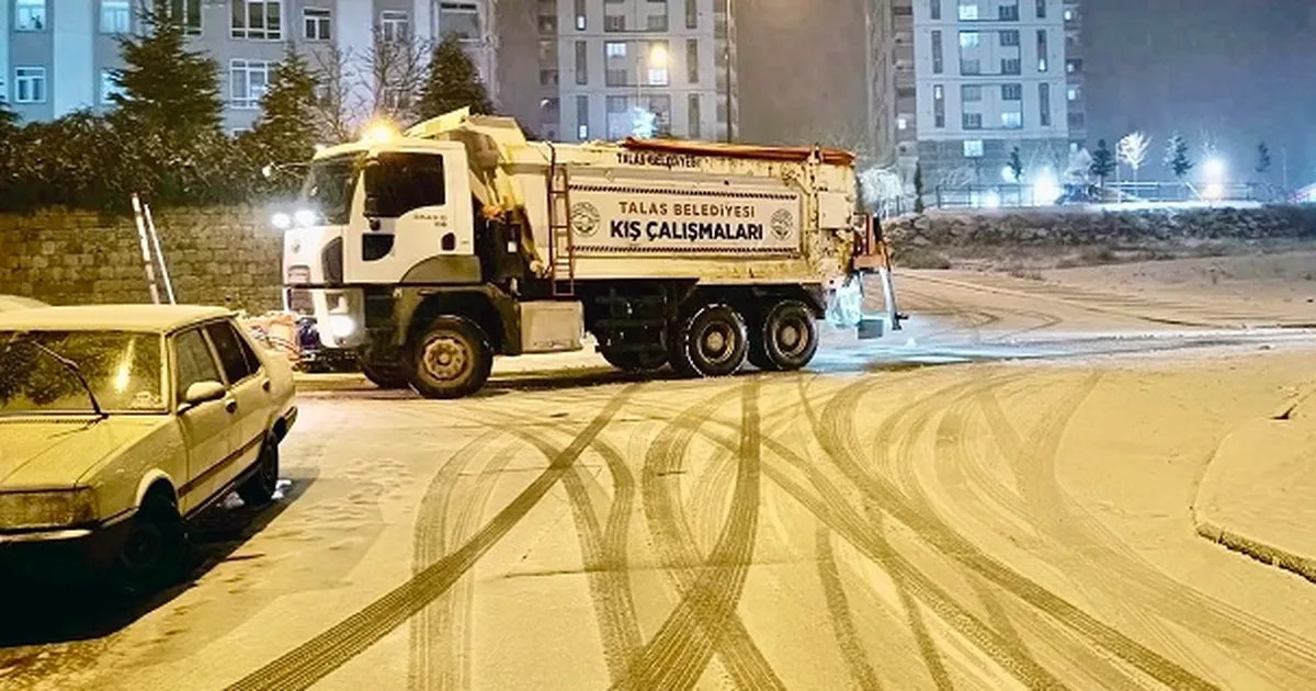 Kayseri Talas'ta kar mesai tam gaz güncel haberi