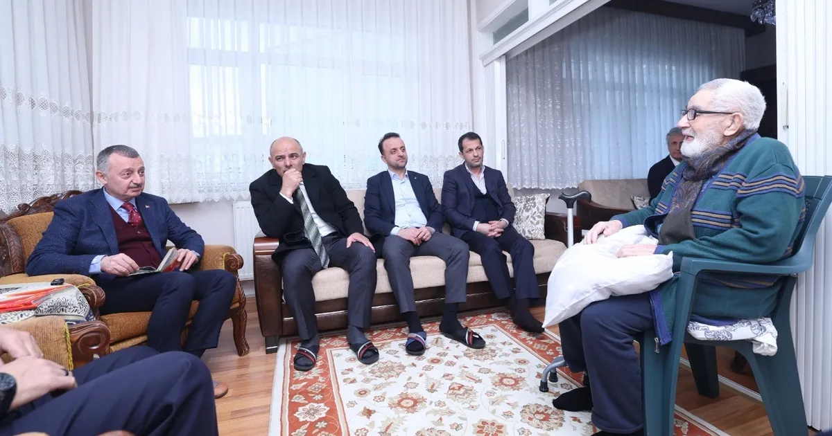 Kocaeli'de Başkan Büyükakın’dan milli güreşçiye vefa ziyareti güncel haberi