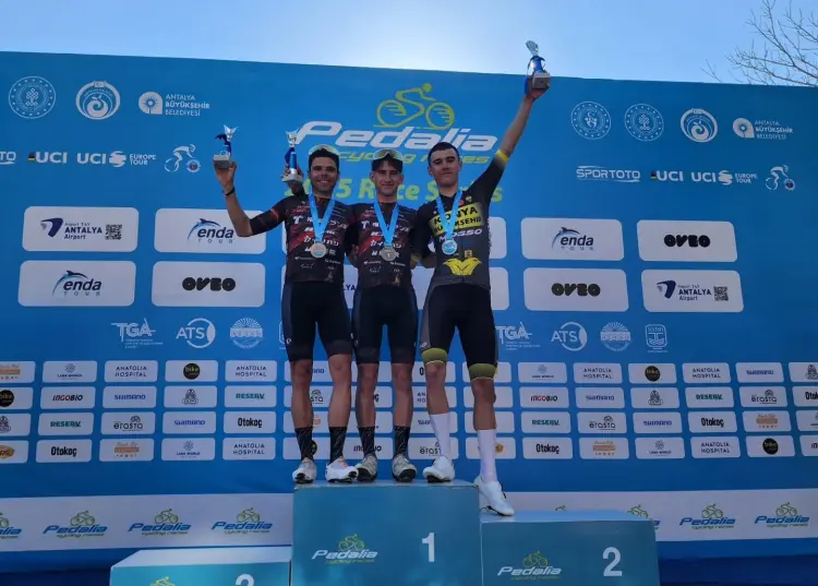 Konya Büyükşehir madalyaya pedalladı güncel haberi