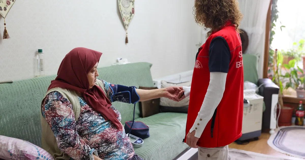 Konya Selçuklu'da evde bakım yüzleri güldürüyor güncel haberi