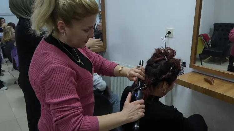 Malatya'da kuaförlük kursuna yoğun ilgi güncel haberi