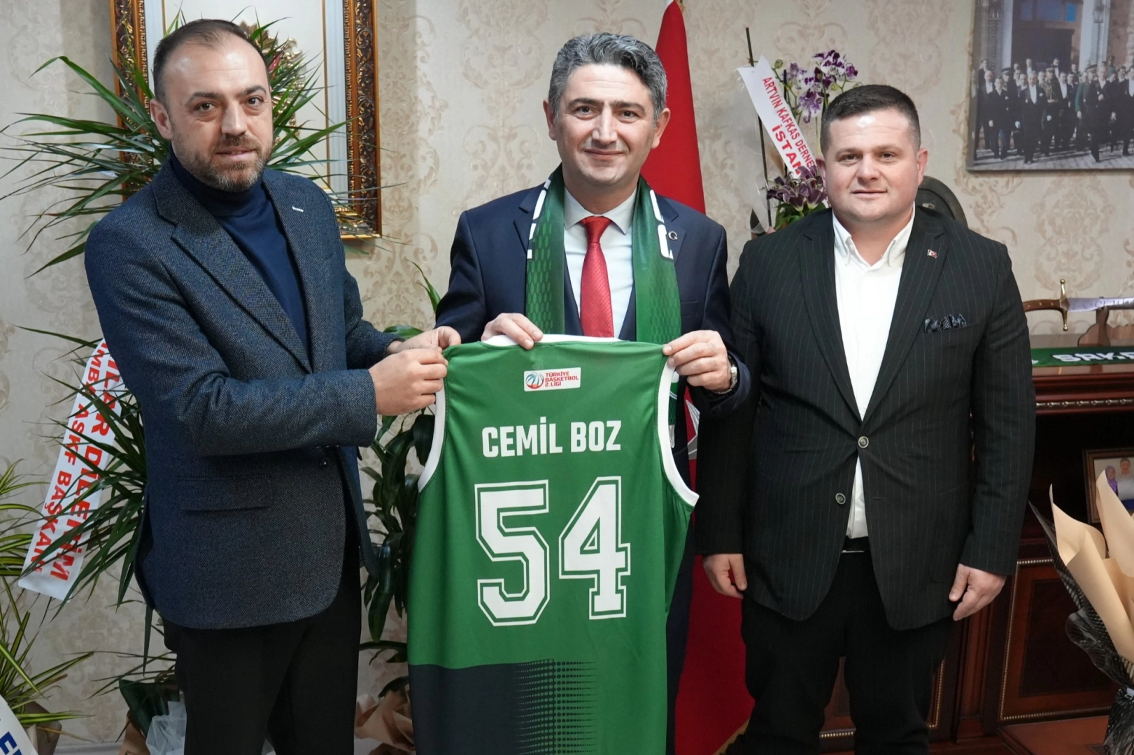Sakarya Gençlik ve Spor'a atanan Boz'a sportif ziyaret güncel haberi