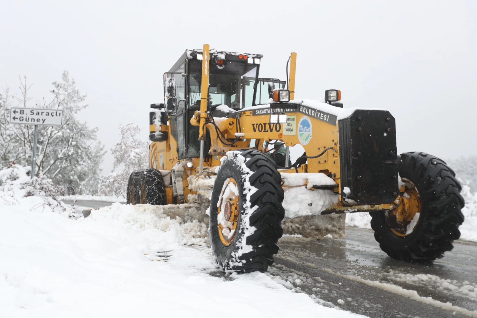 Sakarya'da 30 grup yolu ulaşıma açıldı güncel haberi