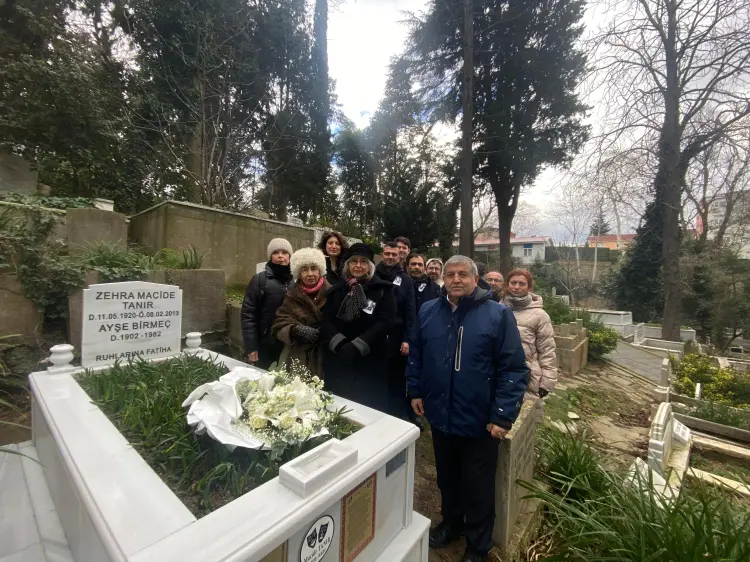 TEV bağışçısı usta sanatçı sahnede anıldı güncel haberi