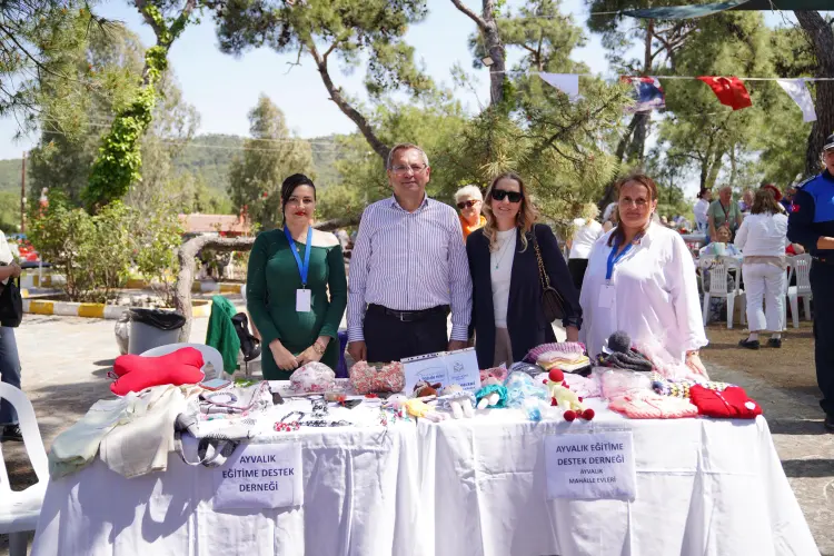 Ayvalık’ta hıdırellez coşkusu Çamlık’ta yaşandı haberi