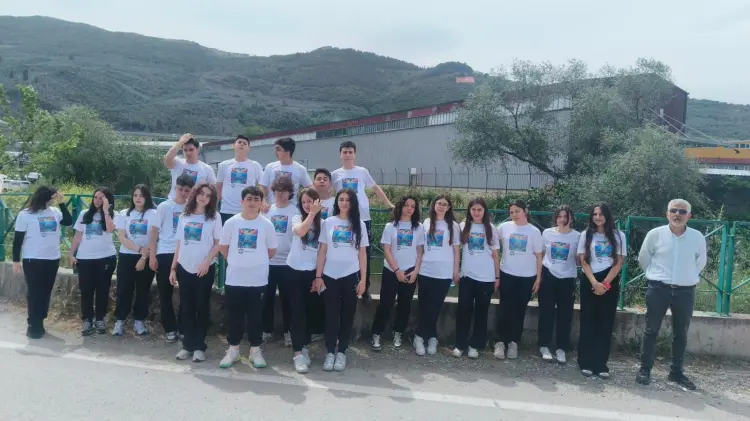 Bursa Gemlik'te mavi dedektiflerden farkındalık haberi