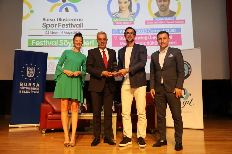 Bursaspor'un şampiyon kaptanı Ömer Erdoğan ilham verdi haberi