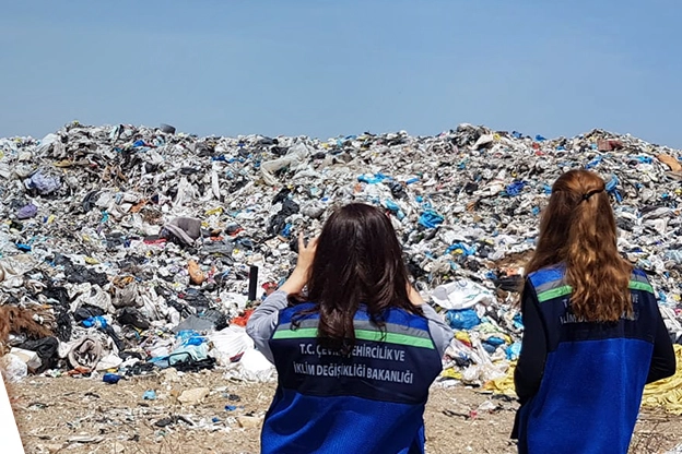İzmir Büyükşehir'e 3,7 milyon TL 'çevre' cezası haberi