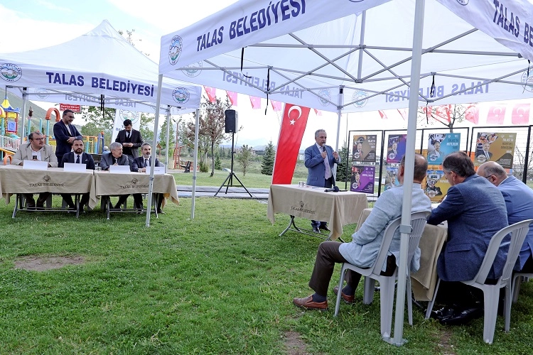 Kayseri Talas'ta vatandaşlar Başkan Yalçın'a soruyor haberi