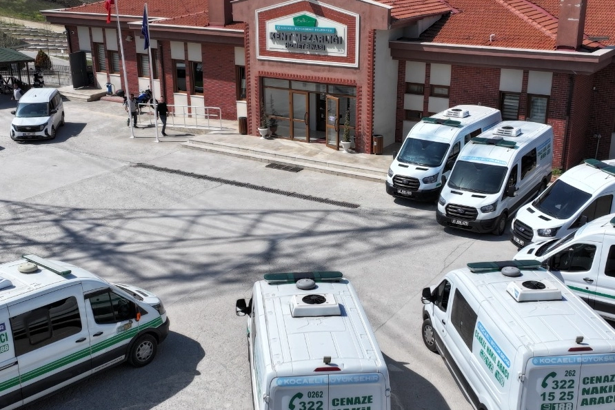 Kocaeli Büyükşehir, acıları ücretsiz hizmetle hafifletiyor haberi
