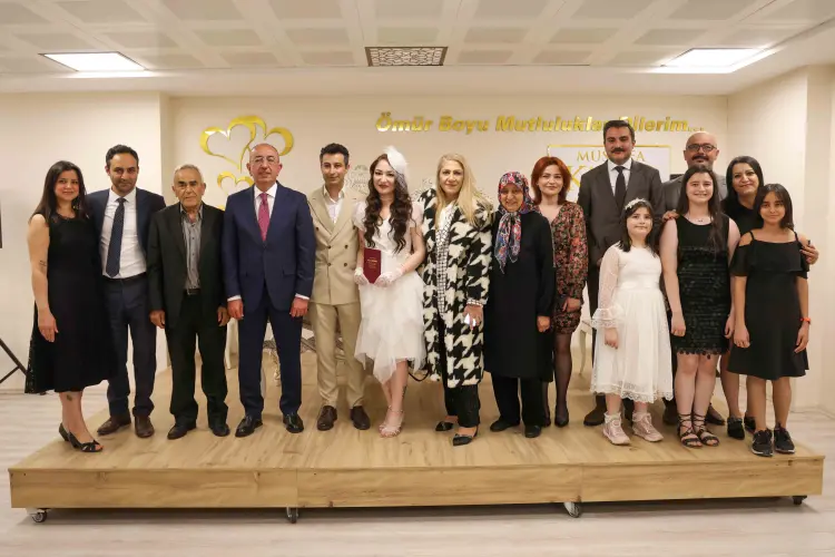 Konya Meram'da 42 çift '5.5.2025'te ‘Evet’ dedi haberi