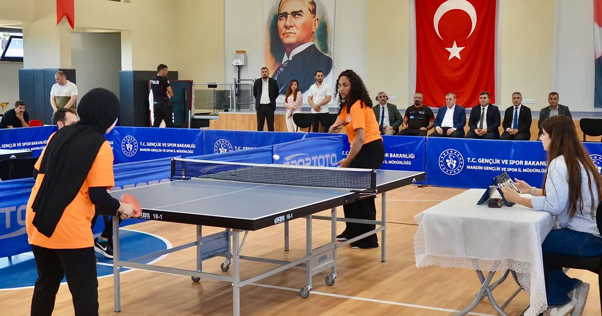 Mardin Midyat'ta masa tenisinde ödüller sahibini buldu haberi