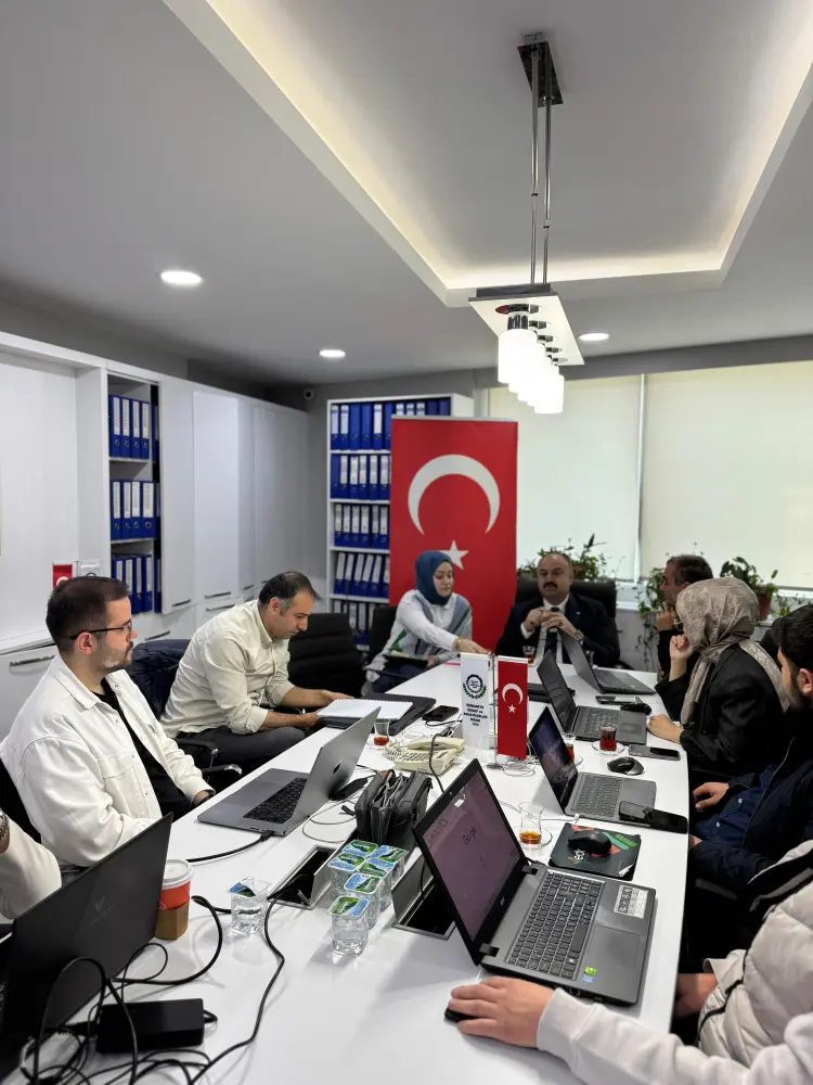 Ümraniye Esnaf Odası'ndan sosyal medya ve yapay zeka eğitimi haberi