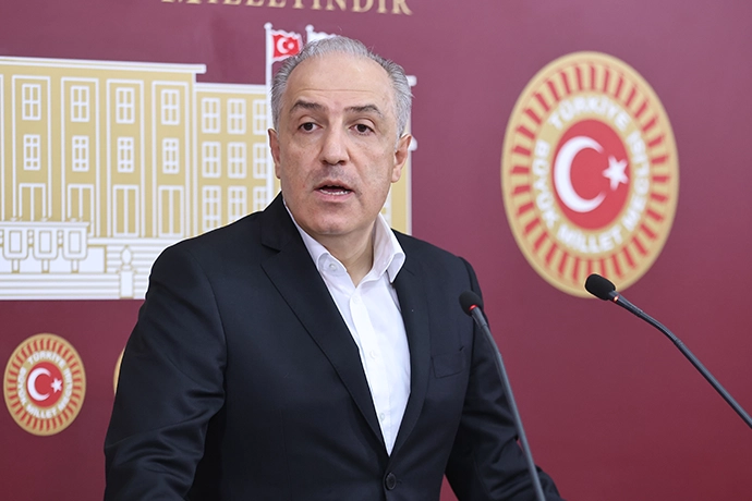 Yeneroğlu: Cezaevi politikaları 'doldur-boşalt' döngüsünden kurtulmalı haberi